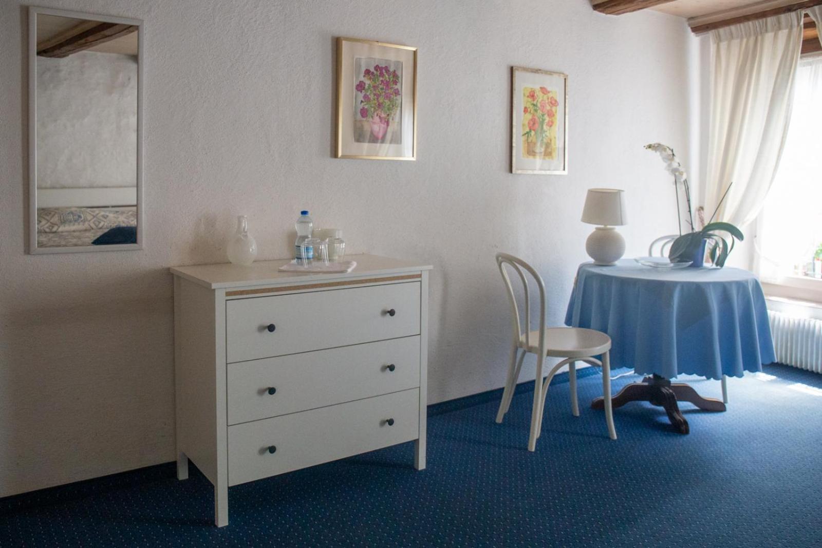 Hotel Zum Alten Schweizer Twann ภายนอก รูปภาพ